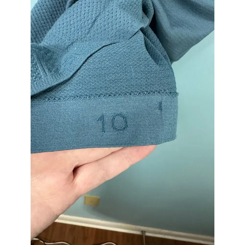 Lululemon Swiftly Tech Racerback in a slate blue color Size 10